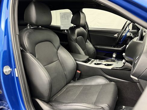 Used 2018 Kia Stinger GT image 31