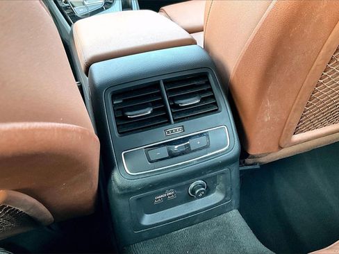 Used 2021 Audi A4 2.0T Premium Plus w/ Premium Plus Package image 30