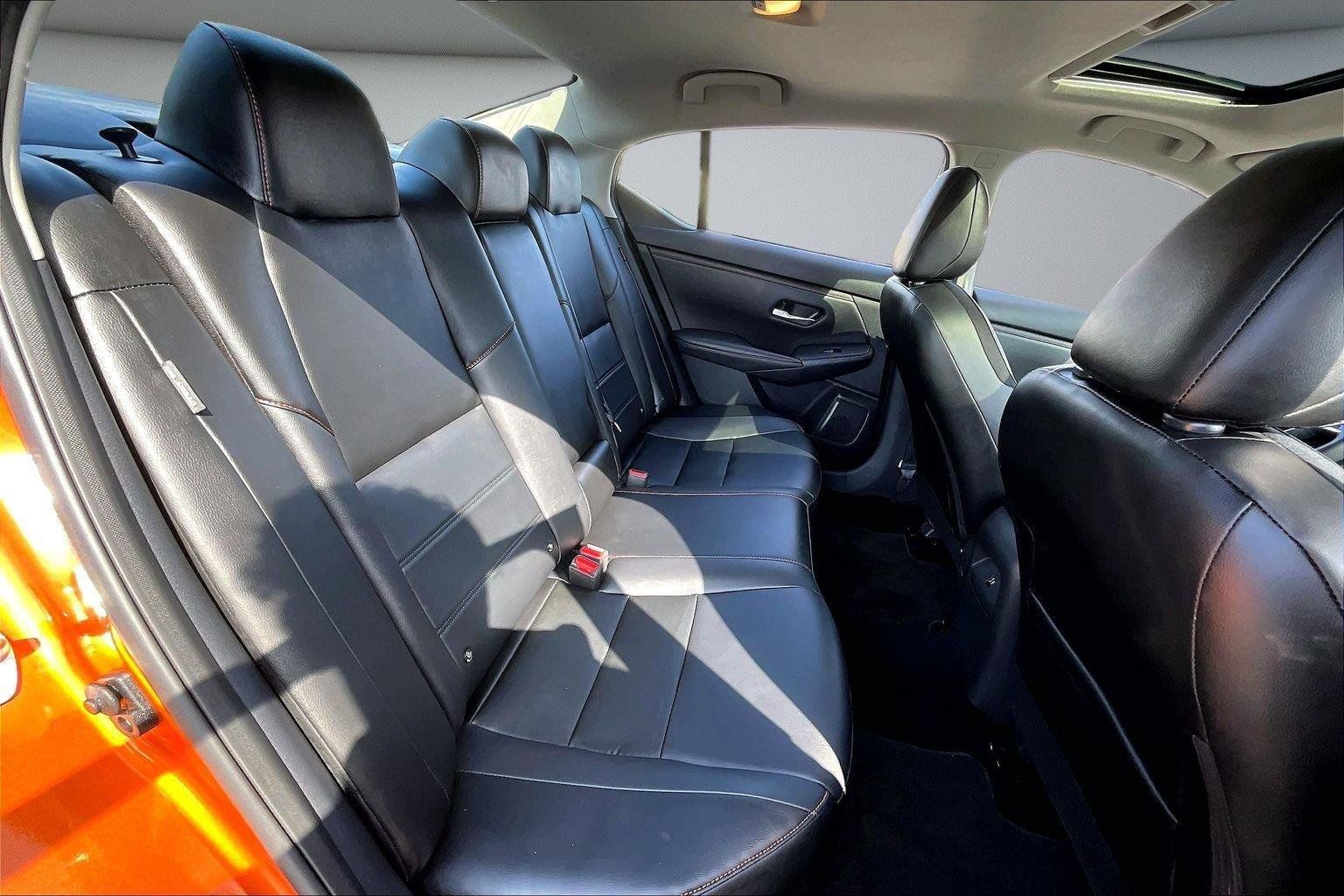 Used 2025 Nissan Sentra SR w/ SR Premium Package FWD image 24