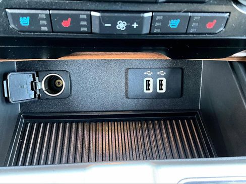 Used 2016 Ford F150 Lariat w/ Equipment Group 501A Mid image 18