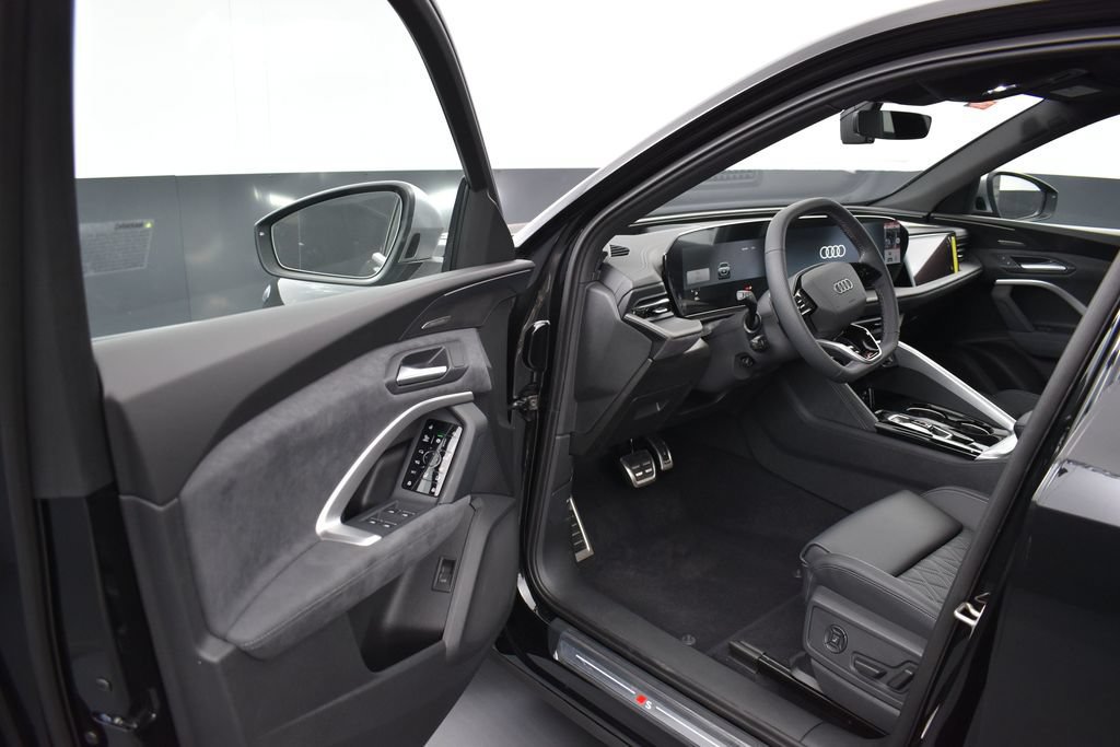 New 2026 Audi SQ5 Premium Plus AWD/4WD image 5