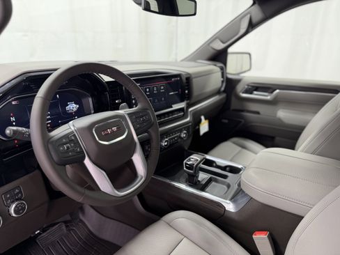Used 2026 GMC Sierra 1500 SLT w/ SLT Premium Plus Package AWD/4WD image 21