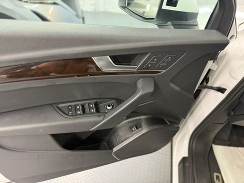 Used 2019 Audi Q5 2.0T Premium AWD/4WD image 29