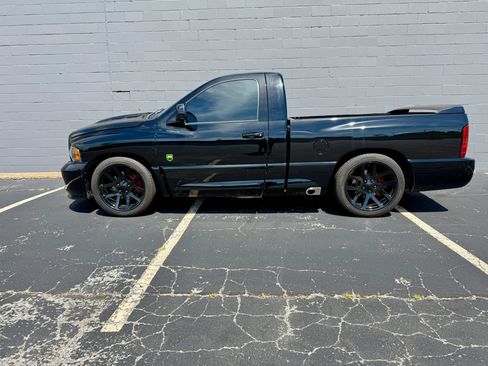 Used 2004 Dodge Ram 1500 Truck 2WD Regular Cab image 1
