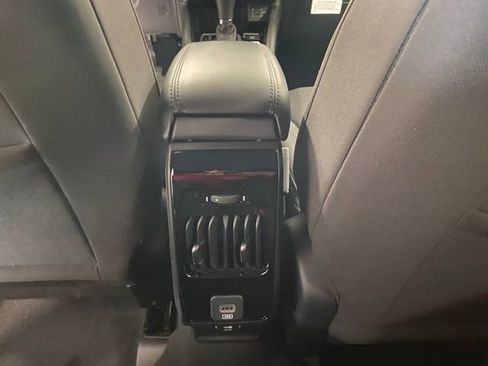 New 2025 Jeep Compass Sport image 17