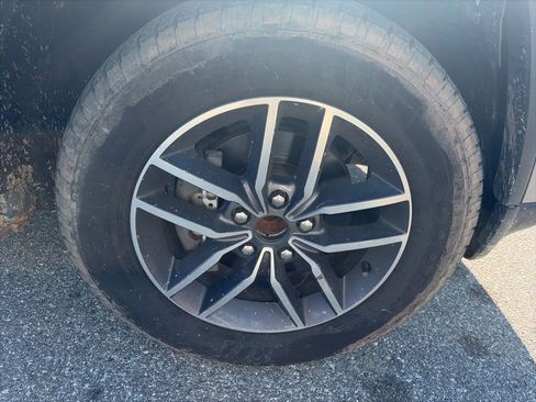 Used 2019 Jeep Grand Cherokee Limited w/ Luxury Group II image 10