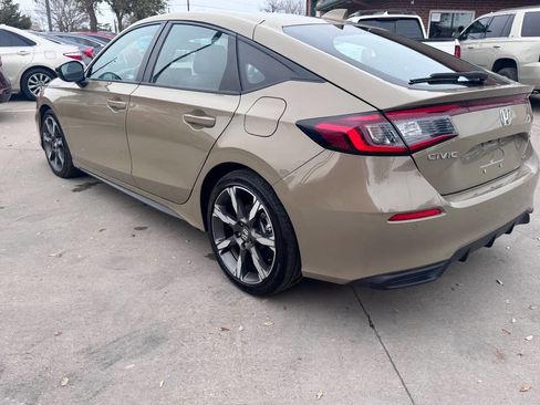 Used 2025 Honda Civic Sport Touring image 15