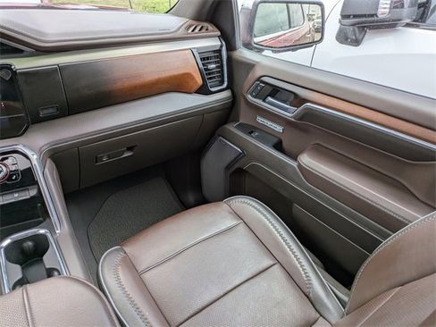 Used 2024 GMC Sierra 1500 Denali w/ Denali Reserve Package image 19