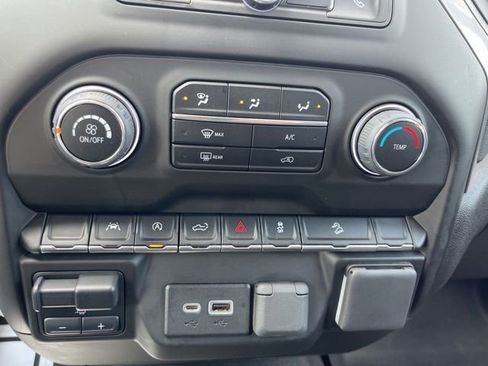 Certified 2023 Chevrolet Silverado 1500 Custom Trail Boss w/ LPO, Dark Essentials Package AWD/4WD image 7