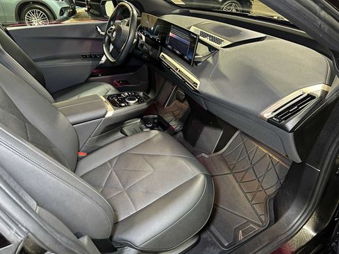 Used 2024 BMW iX xDrive50 w/ Sport Package AWD/4WD image 11
