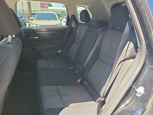 Used 2025 Nissan Rogue SV AWD/4WD image 10