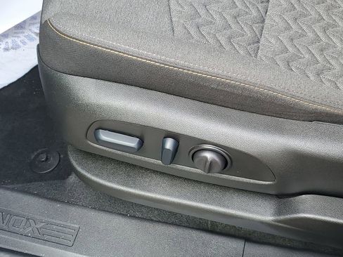 Certified 2024 Chevrolet Equinox LT image 7