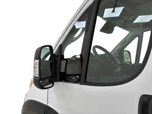Used 2025 RAM ProMaster 2500 w/ Convenience Group FWD image 9