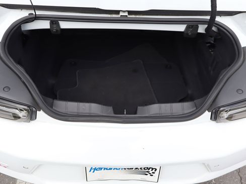 Used 2022 Chevrolet Camaro LT w/ RS Package image 28