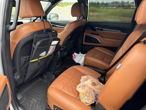 Used 2023 Kia Telluride SX X-Line AWD/4WD image 9