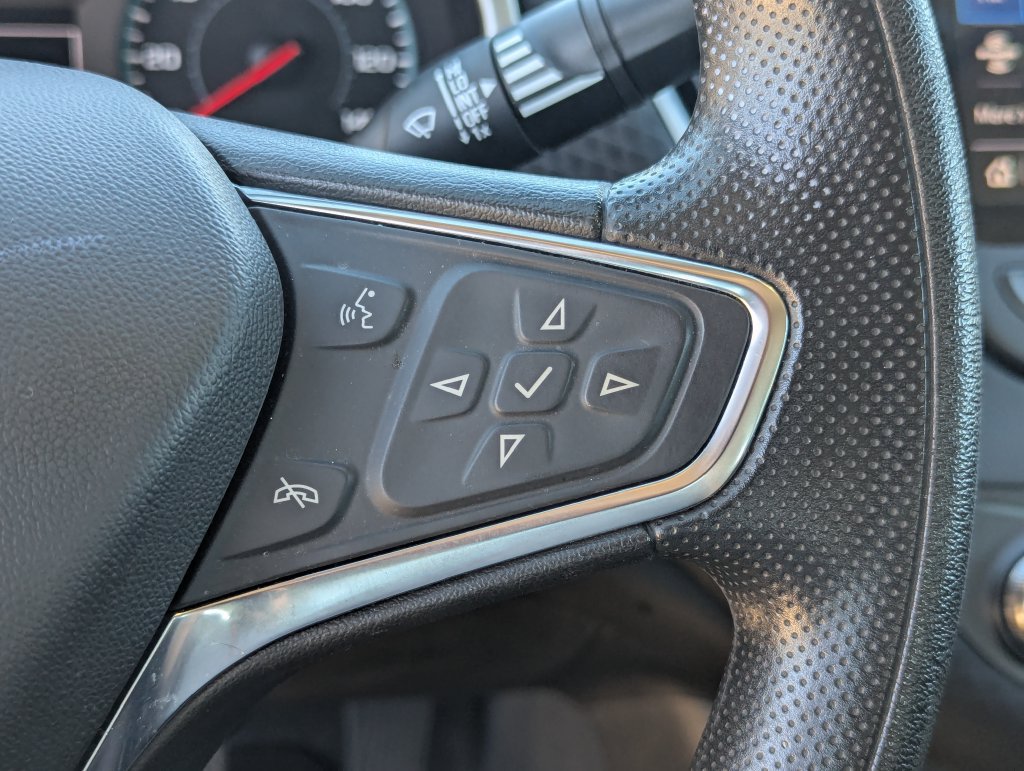 Used 2025 Chevrolet Malibu LT FWD image 18