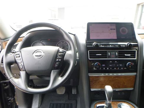 Used 2022 Nissan Armada SL image 12