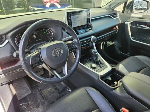 Used 2019 Toyota RAV4 Limited w/ Advanced Technology Package AWD/4WD image 12