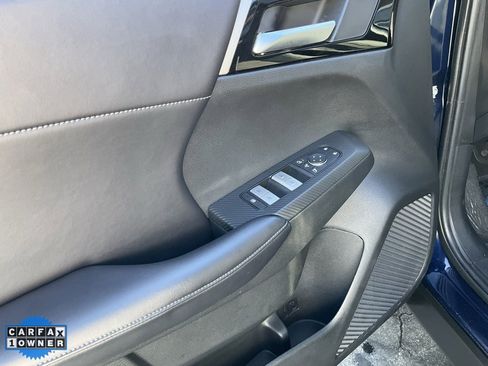 Used 2023 Mitsubishi Outlander SE image 24