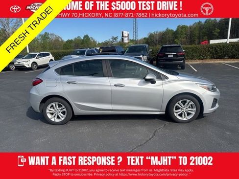 Used 2019 Chevrolet Cruze LT image 5