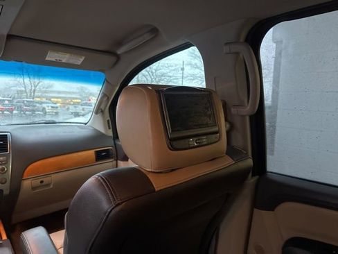 Used 2015 Nissan Armada Platinum w/ Platinum Reserve Package image 20