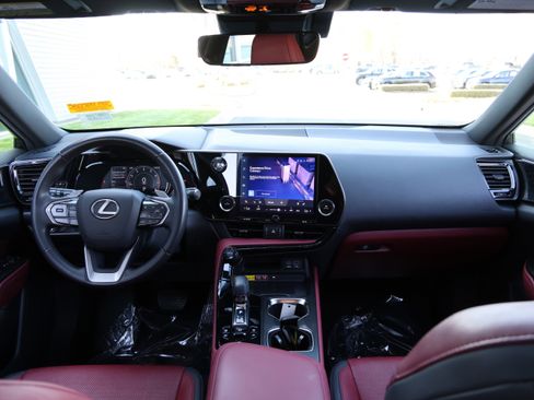 Used 2024 Lexus NX 350 350 Premium image 17