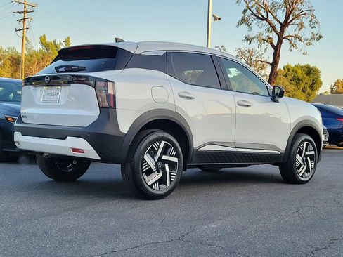 New 2026 Nissan Kicks SV image 2