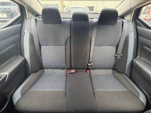 Used 2025 Nissan Versa SV FWD image 36