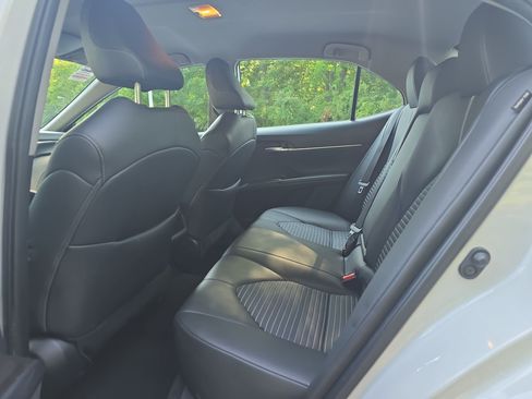 Used 2024 Toyota Camry SE FWD image 12