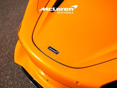 Used 2024 McLaren 750S Spider RWD image 48
