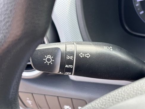 Used 2019 Hyundai Kona SE image 25