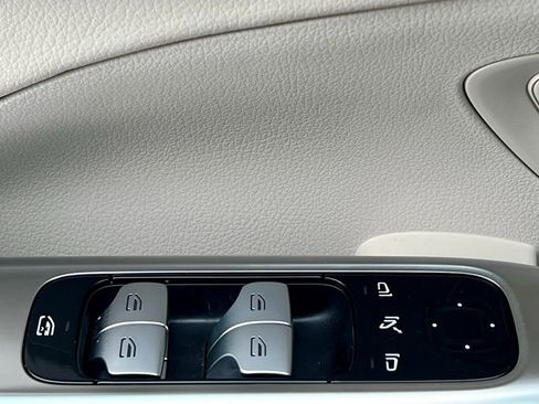 Certified 2023 Mercedes-Benz C 300 4MATIC Sedan image 28