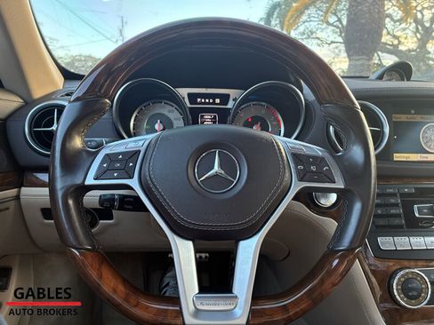 Used 2013 Mercedes-Benz SL 550 SL 550 image 15