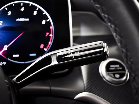 Certified 2024 Mercedes-Benz GLC 300 4MATIC image 25