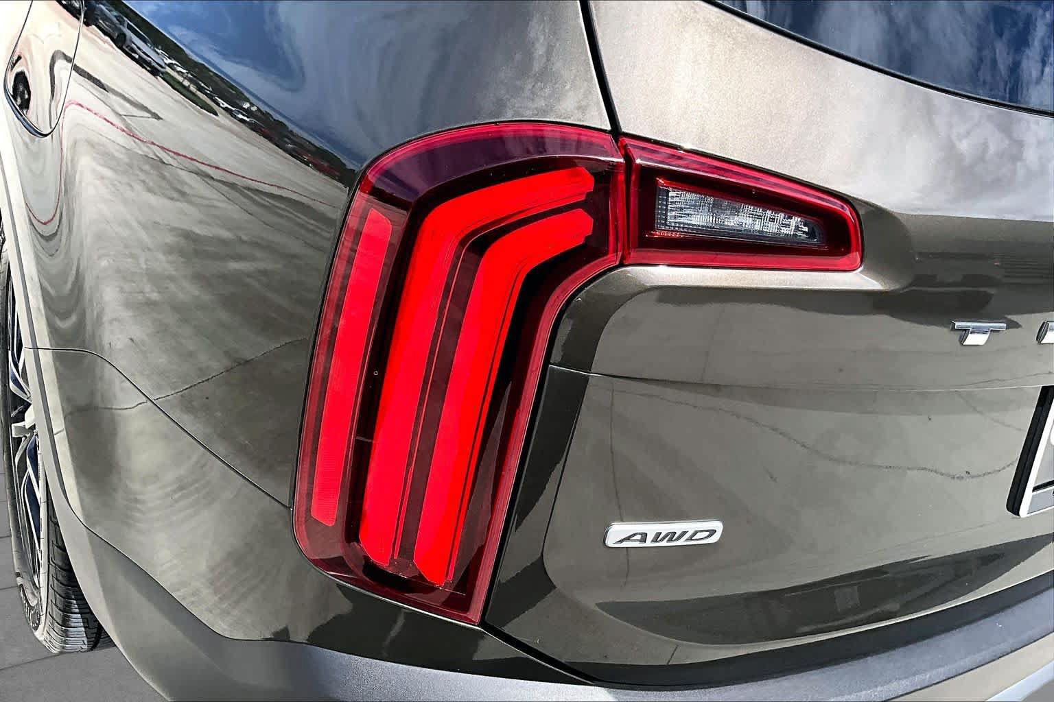 Used 2020 Kia Telluride SX w/ Towing Package AWD/4WD image 27