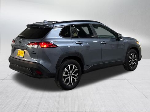 Certified 2024 Toyota Corolla Cross SE image 6