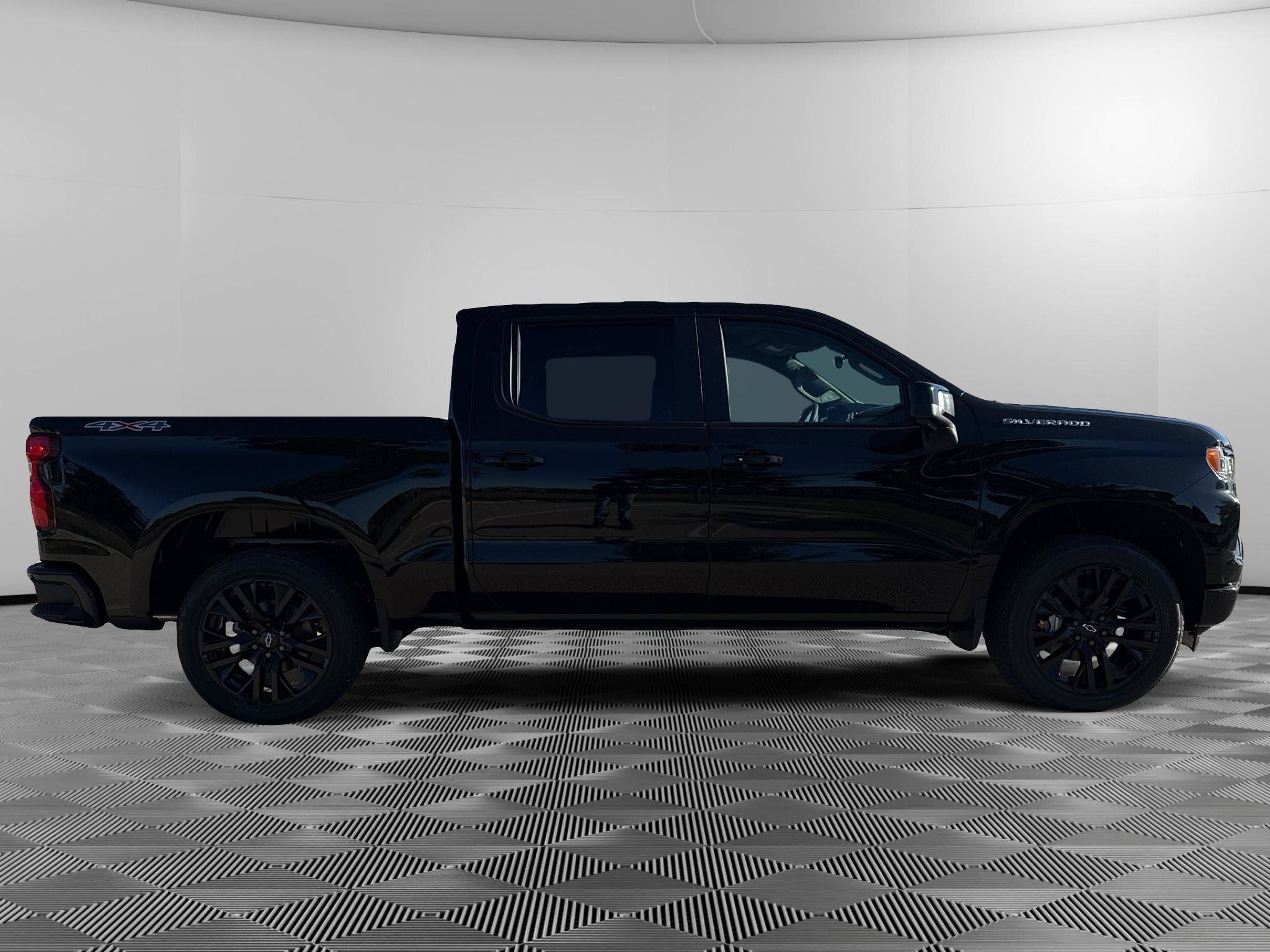 New 2026 Chevrolet Silverado 1500 RST w/ Safety Package AWD/4WD image 5
