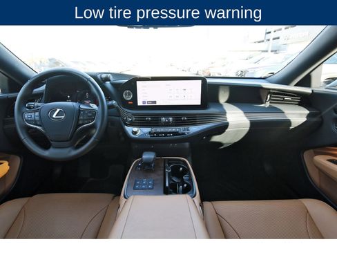 Used 2024 Lexus LS 500 500 image 12