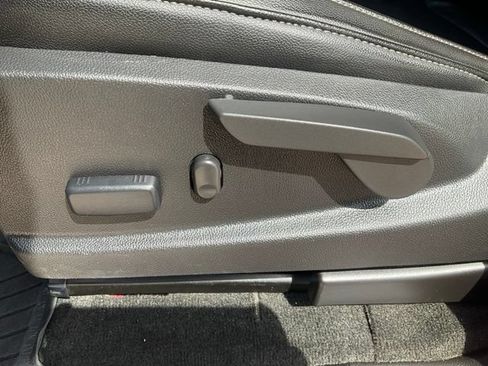 Used 2018 Chevrolet Colorado ZR2 AWD/4WD image 7