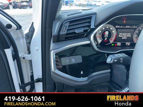 Used 2024 Audi Q3 2.0T Premium Plus image 19