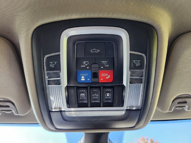 Used 2023 RAM 2500 Laramie AWD/4WD image 20