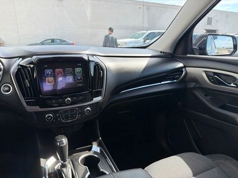 Used 2018 Chevrolet Traverse LT AWD/4WD image 21