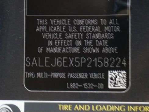 Used 2023 Land Rover Defender 90 S image 84