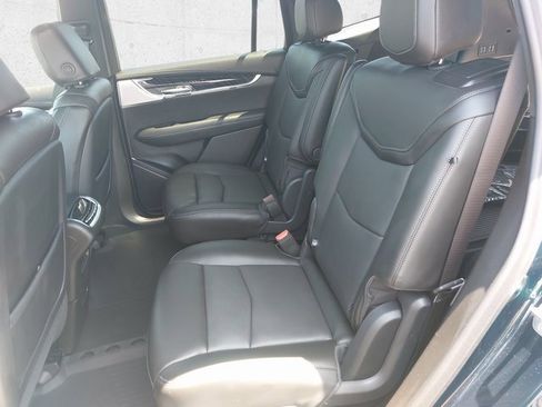 Used 2025 Cadillac XT6 Premium Luxury w/ Technology Package image 17