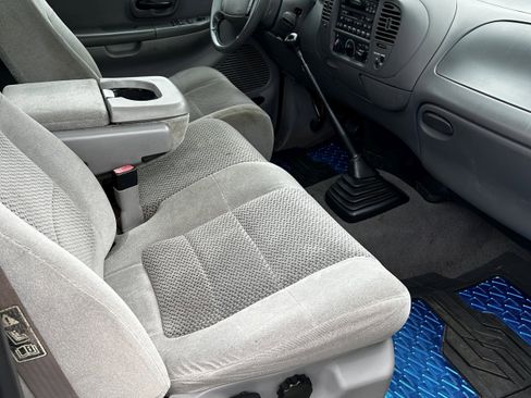 Used 2001 Ford F150 XL RWD image 8