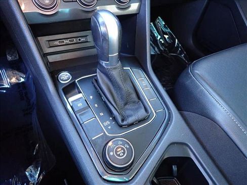 Used 2019 Volkswagen Tiguan S image 20