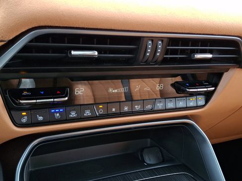 Certified 2024 MAZDA CX-90 3.3 Turbo S w/ Premium Plus image 18