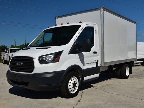 Used 2018 Ford Transit 350 156 DRW RWD image 3