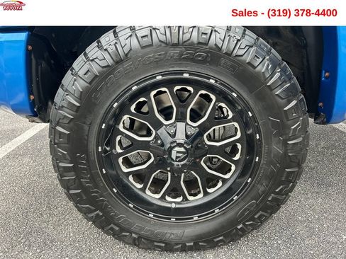 Used 2017 Toyota Tundra Platinum AWD/4WD image 24