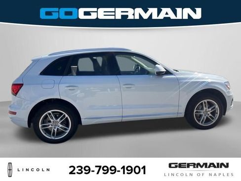 Used 2017 Audi Q5 2.0T Premium Plus w/ Technology Package image 8